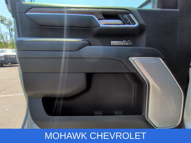 Certified 2024 Chevrolet Silverado 1500 High Country w/ Technology Package AWD/4WD image 30