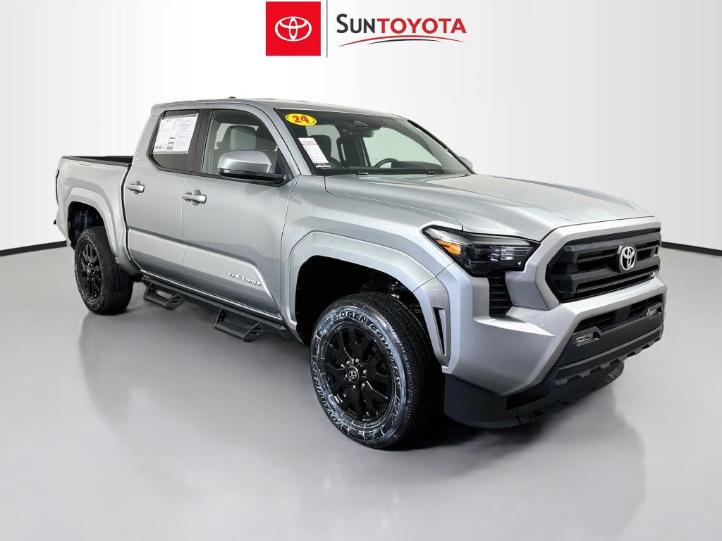 Used 2024 Toyota Tacoma SR5 AWD/4WD image 1