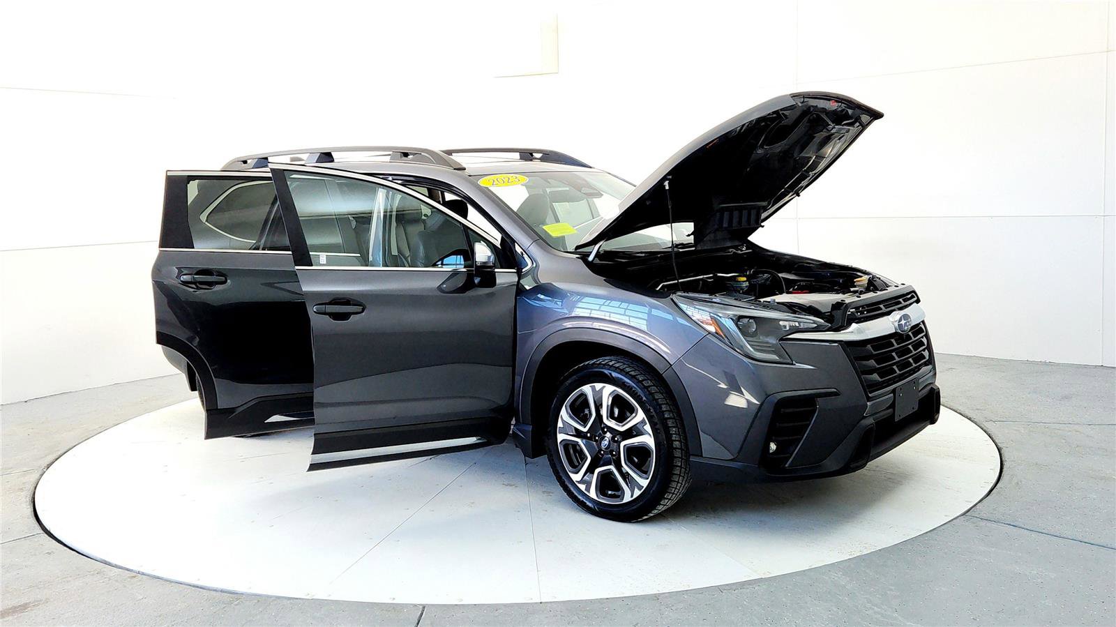 Used 2023 Subaru Ascent Limited w/ Technology Package image 12