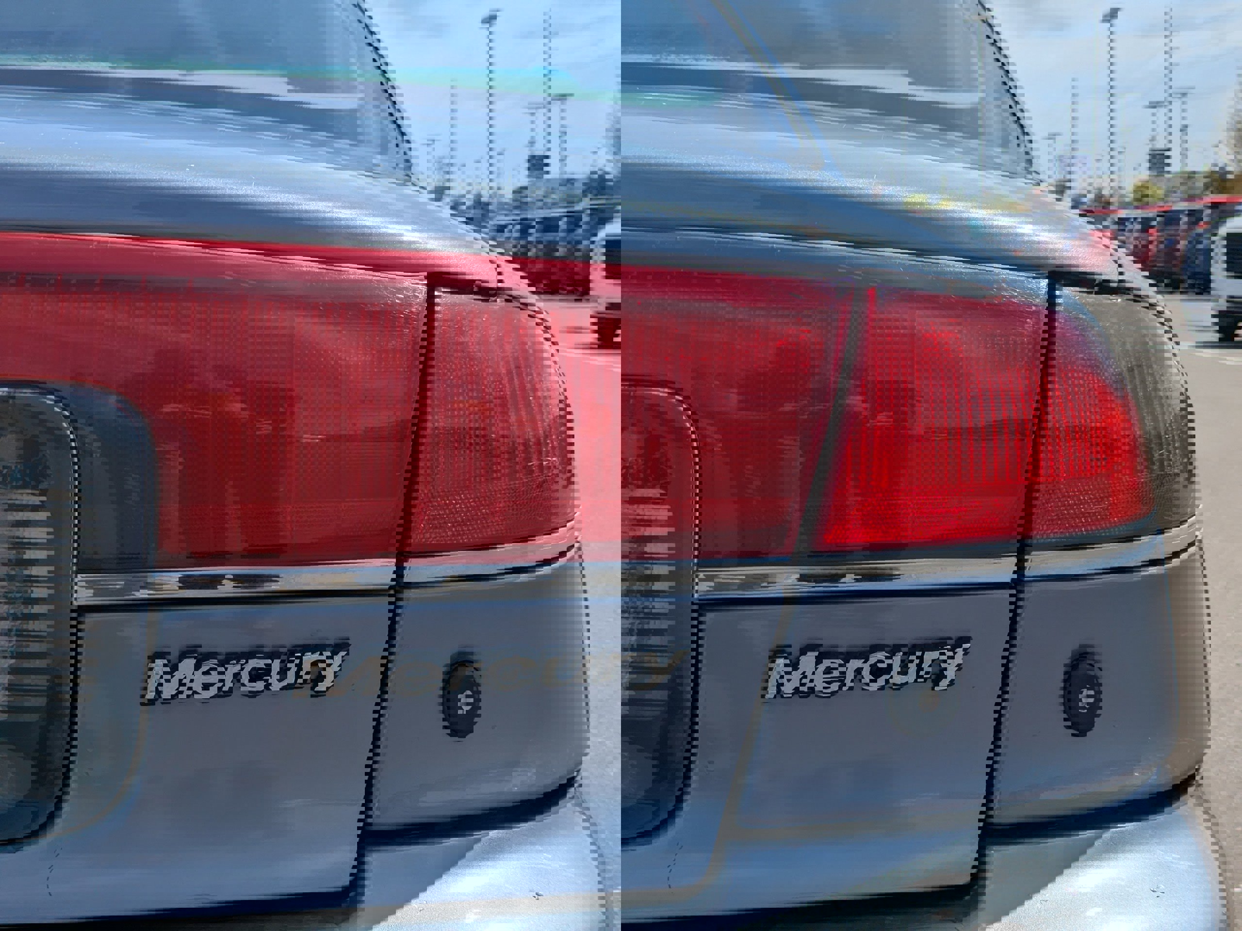 Used 1999 Mercury Mystique LS image 39