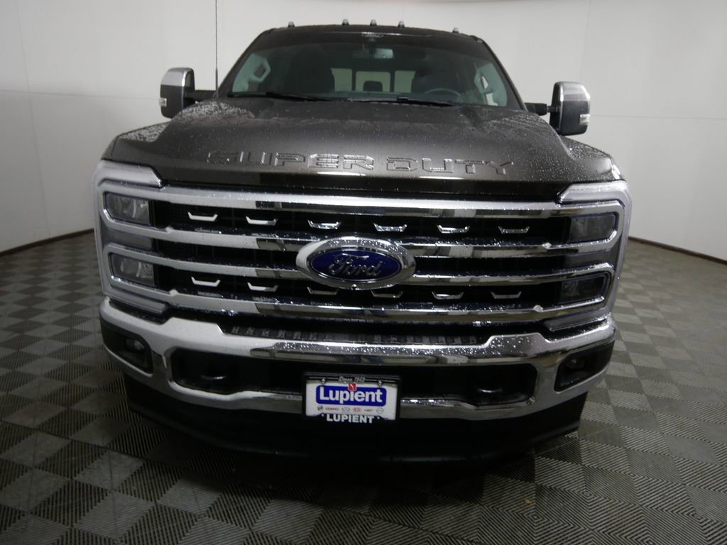 Used 2025 Ford F250 Lariat w/ Chrome Package image 7