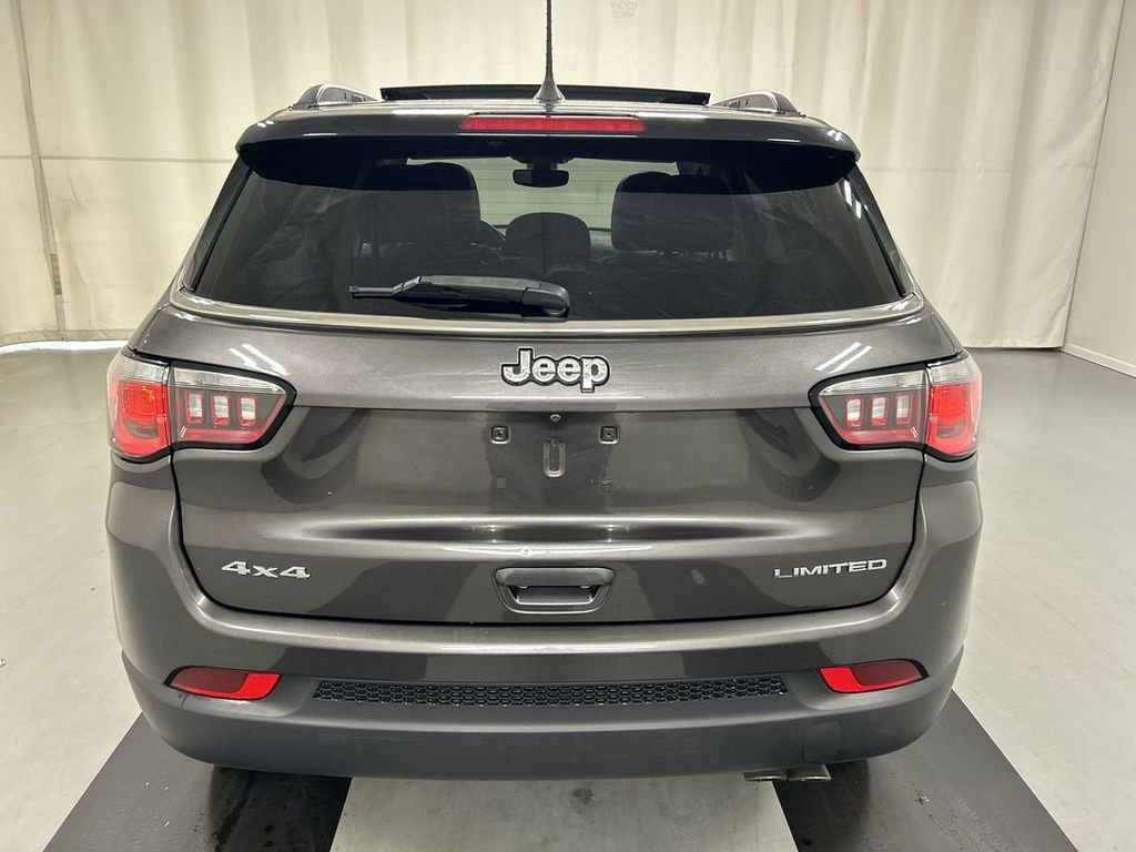 Used 2018 Jeep Compass Limited image 21
