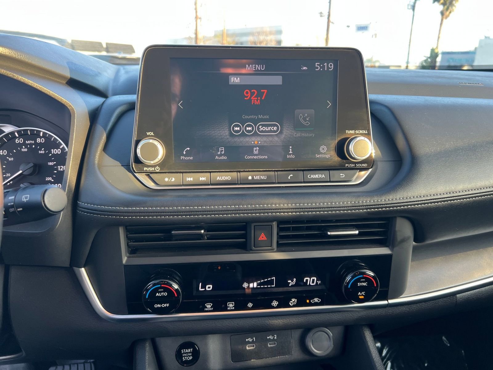 Used 2025 Nissan Rogue SV AWD/4WD image 17
