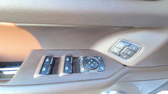 Used 2024 Ford Expedition King Ranch image 32