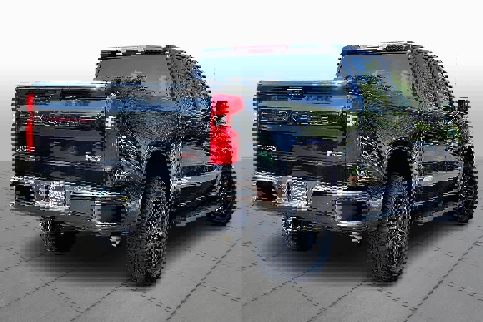 Used 2023 Chevrolet Silverado 1500 RST image 13