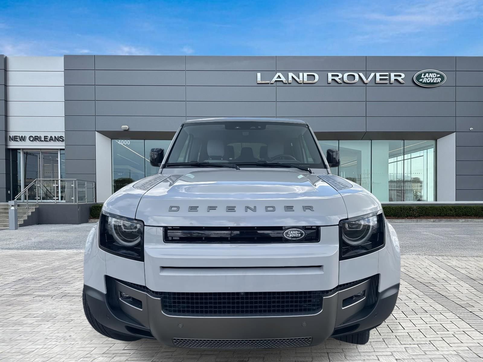 New 2026 Land Rover Defender 130 S image 4