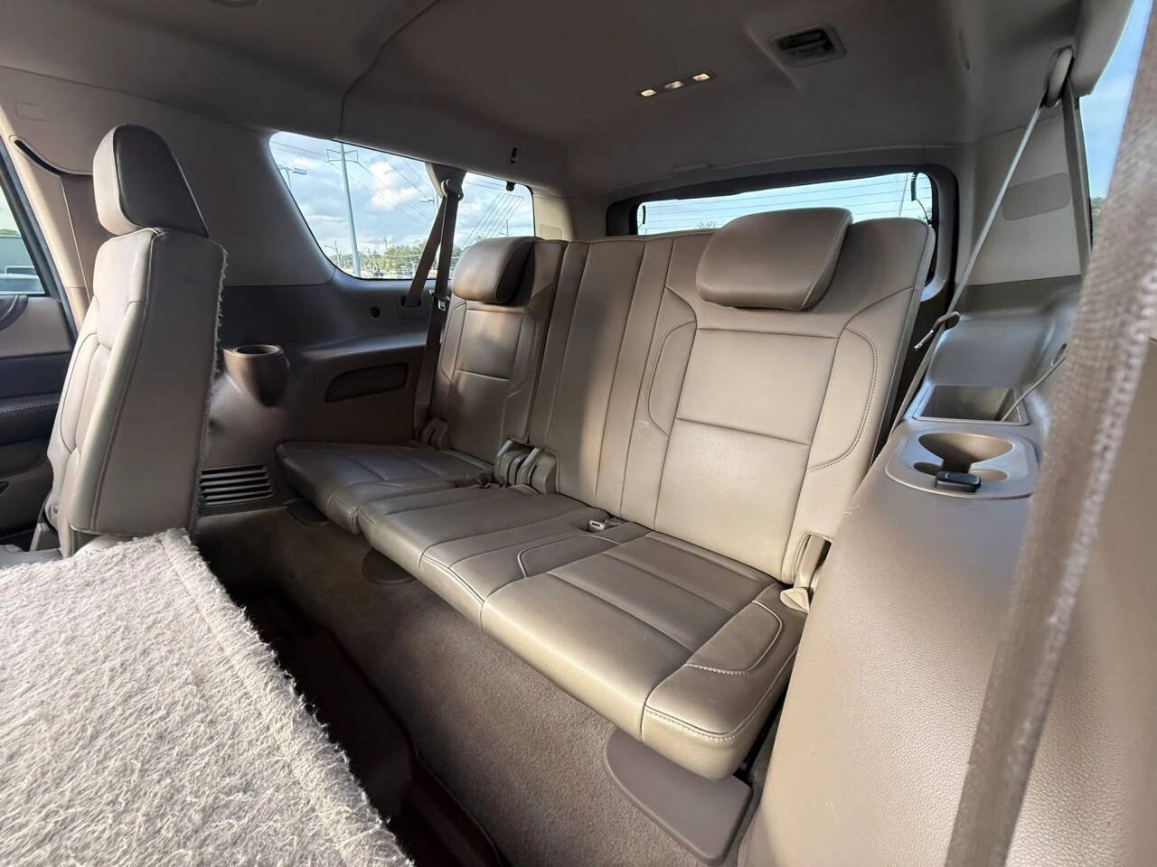 Used 2015 Chevrolet Suburban LT AWD/4WD image 24