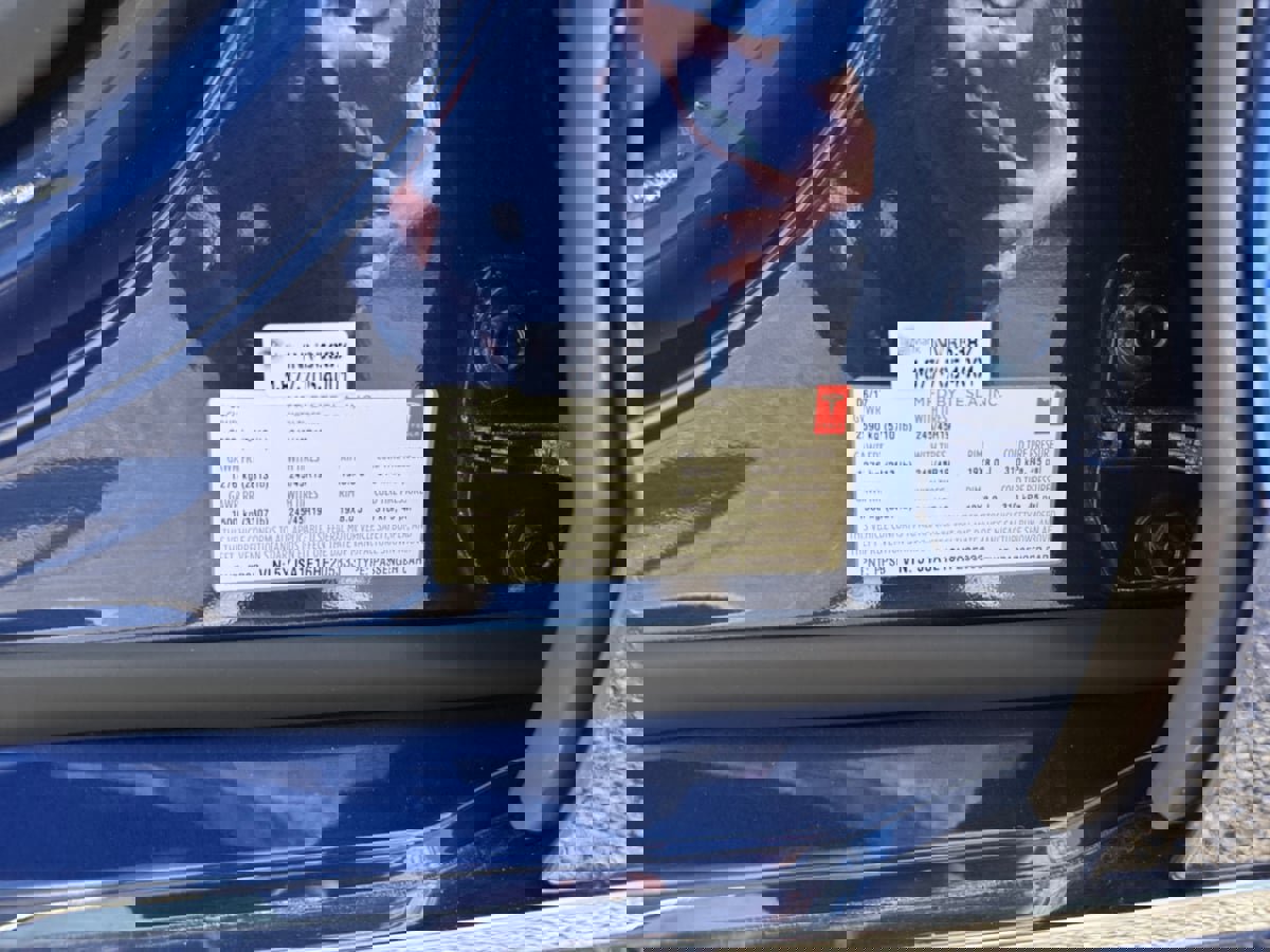 Used 2017 Tesla Model S 60 image 22