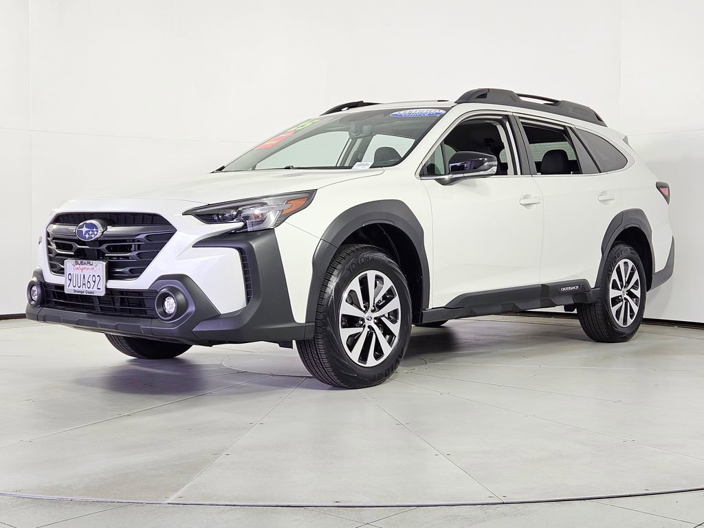Certified 2025 Subaru Outback Premium image 2
