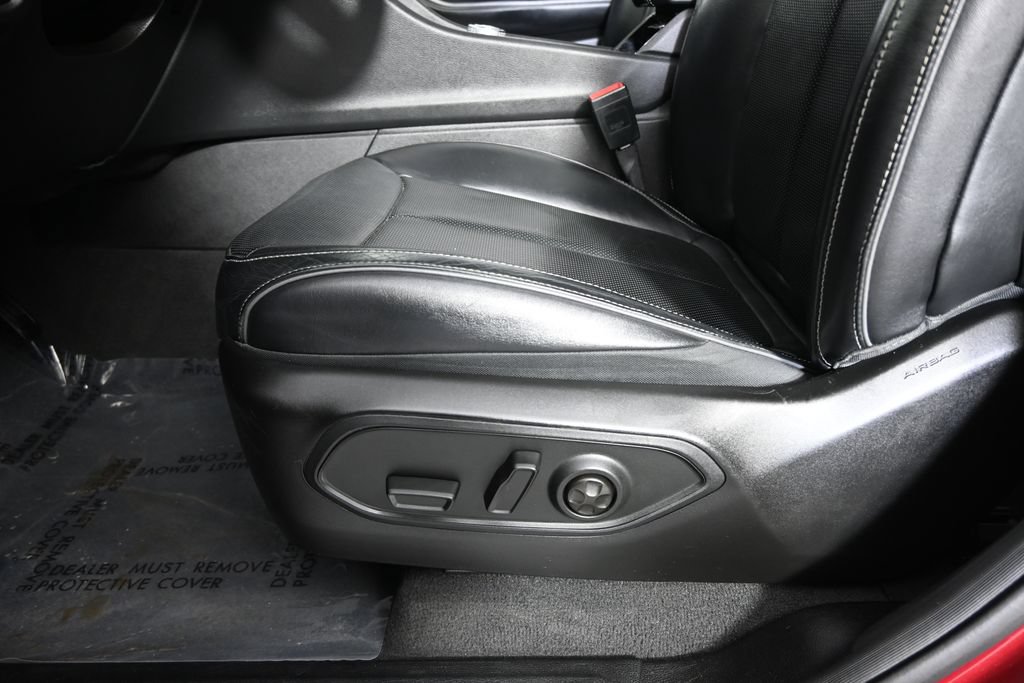 Used 2022 Jeep Grand Cherokee Overland AWD/4WD image 22