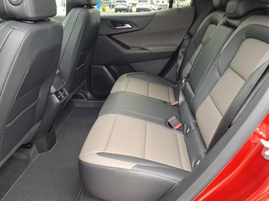New 2026 Chevrolet Equinox LT FWD image 17