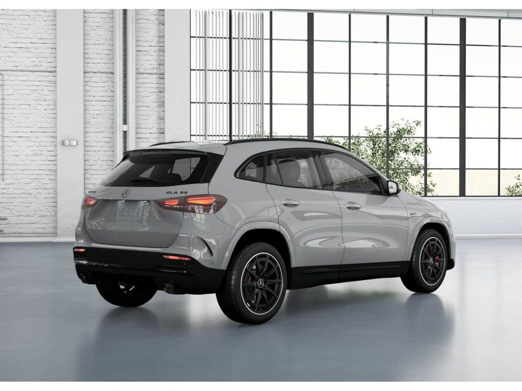 New 2026 Mercedes-Benz GLA 35 AMG 4MATIC image 21