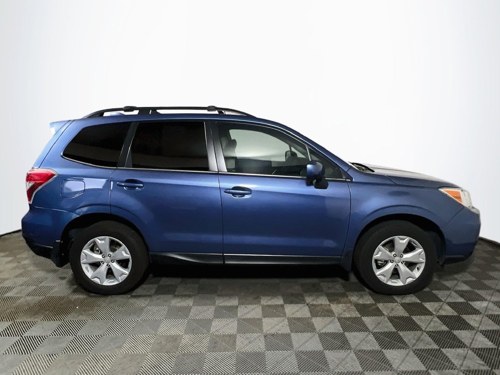 Used 2016 Subaru Forester 2.5i Limited AWD/4WD image 8