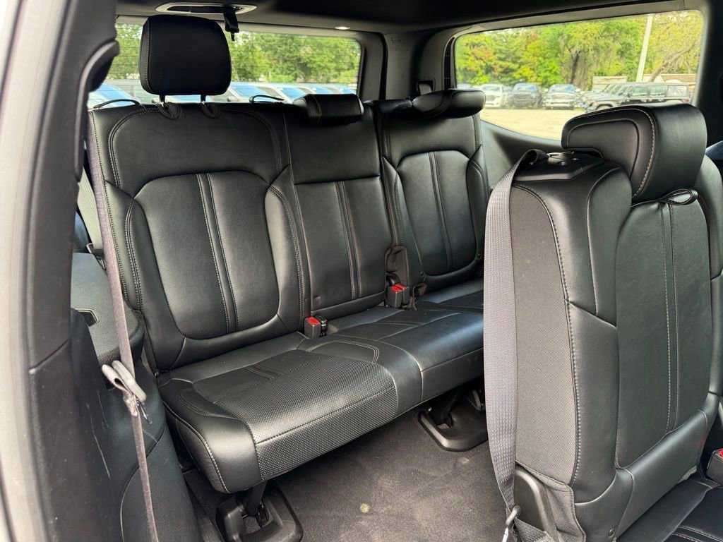 Used 2024 Jeep Wagoneer Series II w/ Flexible Seating Group AWD/4WD image 33