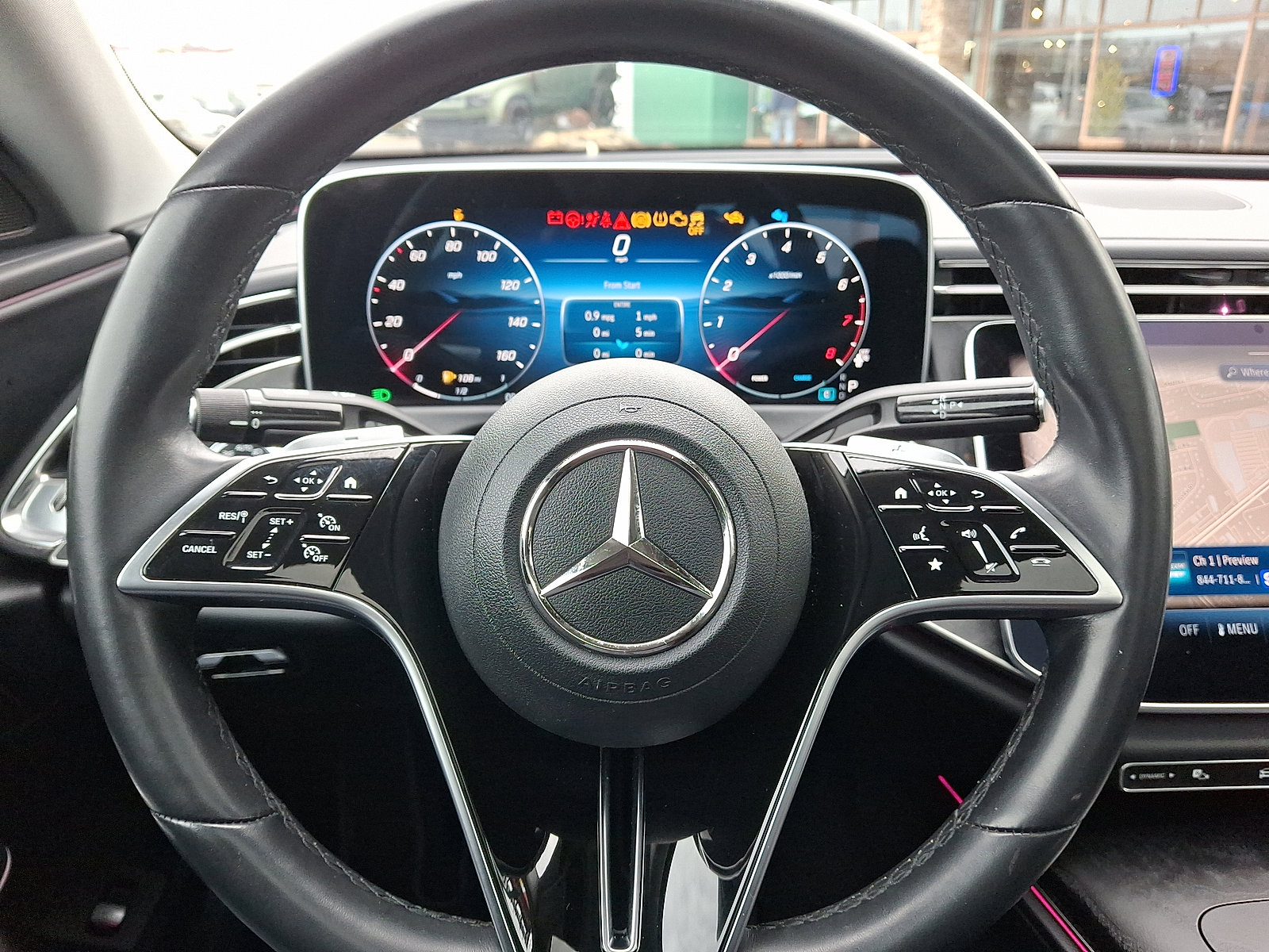 Used 2024 Mercedes-Benz E 350 4MATIC Sedan image 5