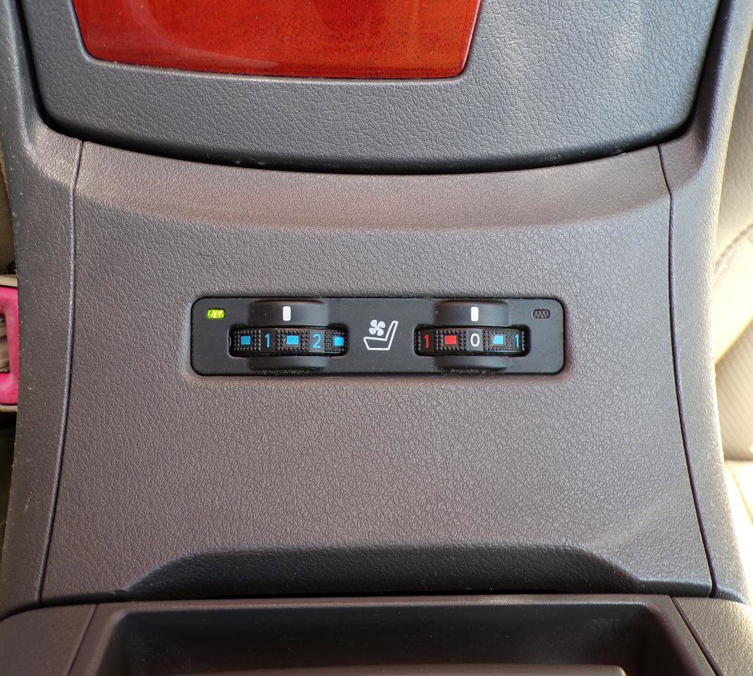 Used 2011 Lexus ES 350 FWD image 15