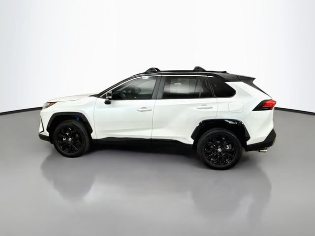 Used 2025 Toyota RAV4 XSE w/ Advanced Technology Package AWD/4WD image 4