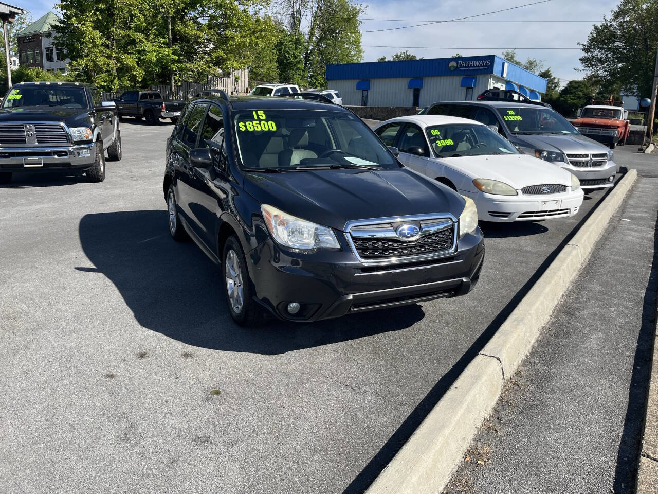 Used 2015 Subaru Forester 2.5i Limited w/ Popular Package #2 AWD/4WD image 3