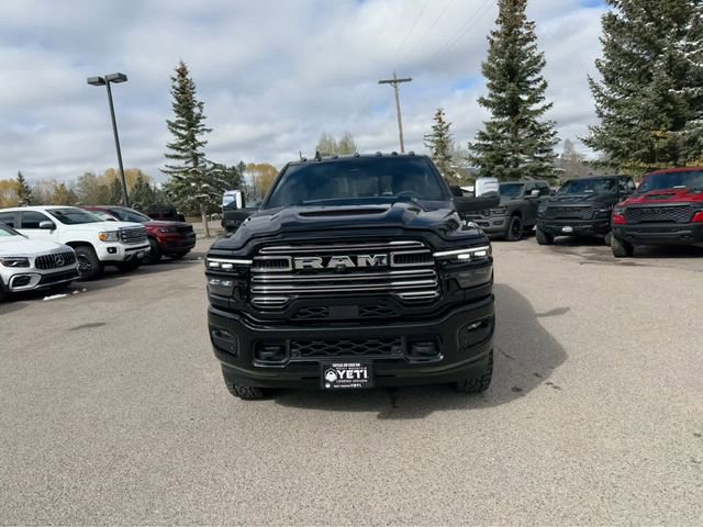 Used 2025 RAM 3500 Laramie w/ Sport Appearance Package AWD/4WD image 3