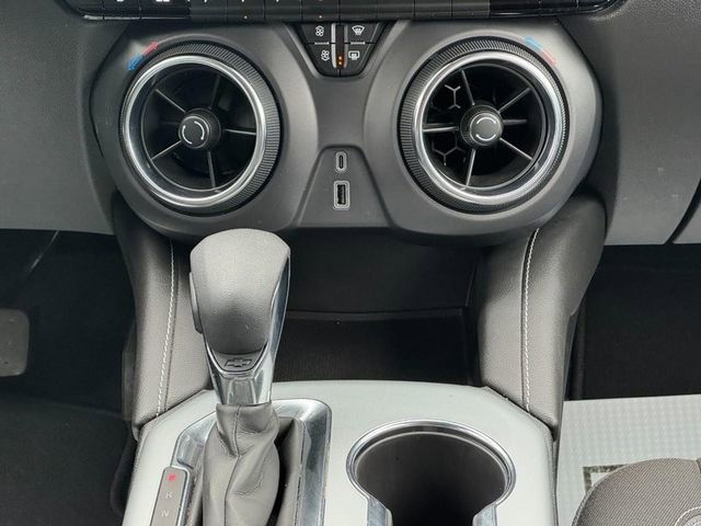 Used 2025 Chevrolet Blazer LT AWD/4WD image 14