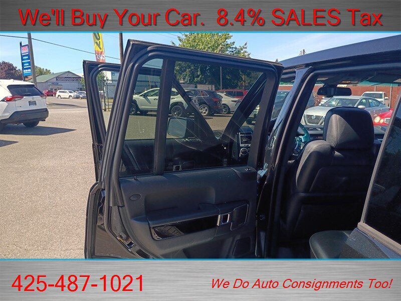 Used 2011 Land Rover Range Rover HSE AWD/4WD image 27