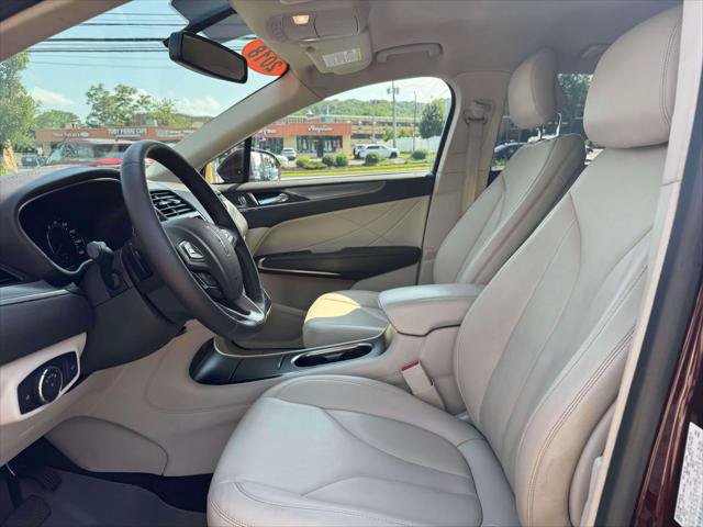 Used 2018 Lincoln MKC Premiere AWD/4WD image 16