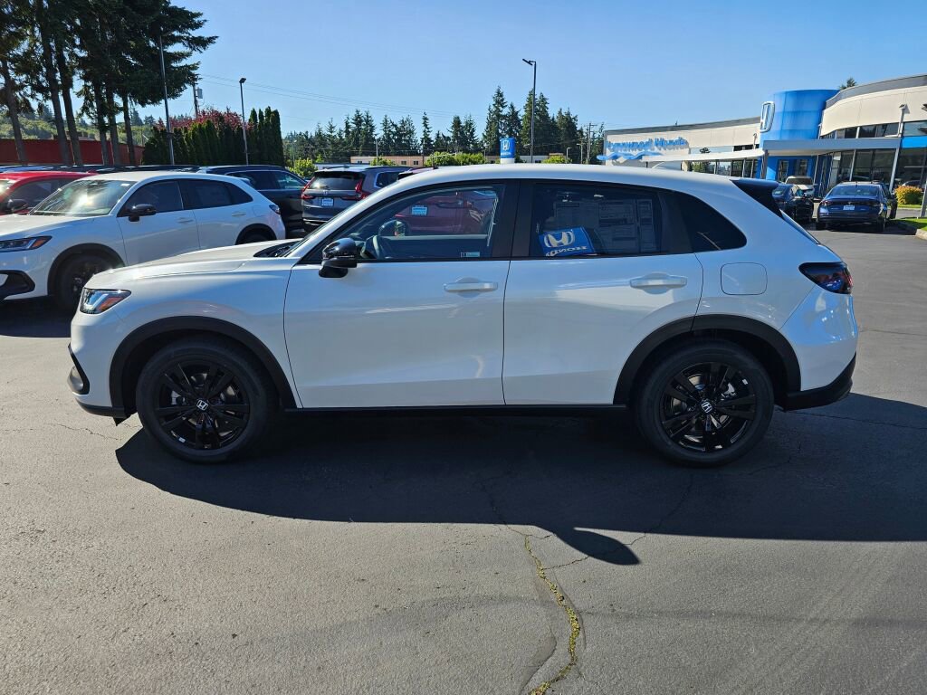 New 2026 Honda HR-V Sport image 8