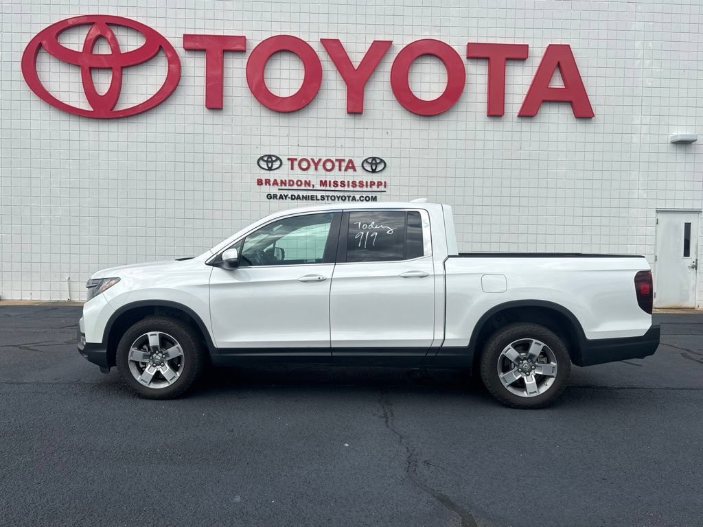 Used 2025 Honda Ridgeline RTL image 5