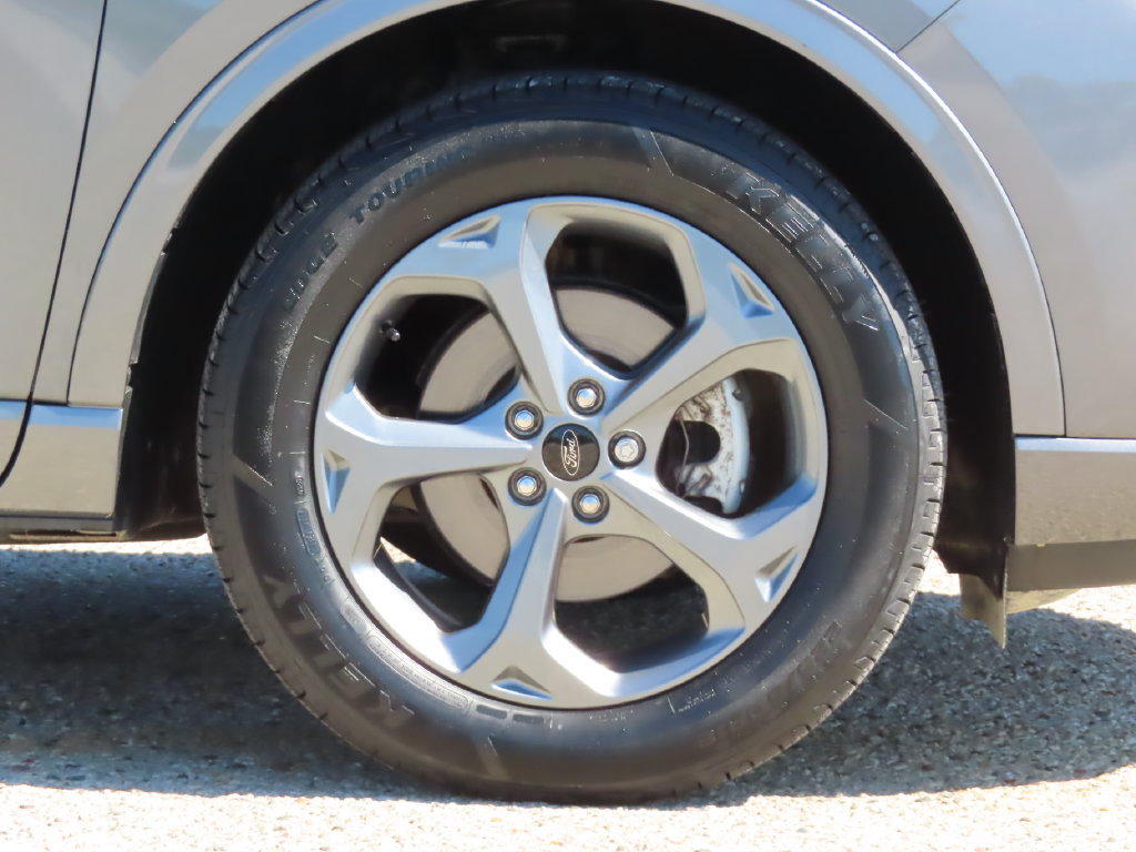 Used 2023 Ford Escape ST-Line w/ Tech Pack #1 AWD/4WD image 11
