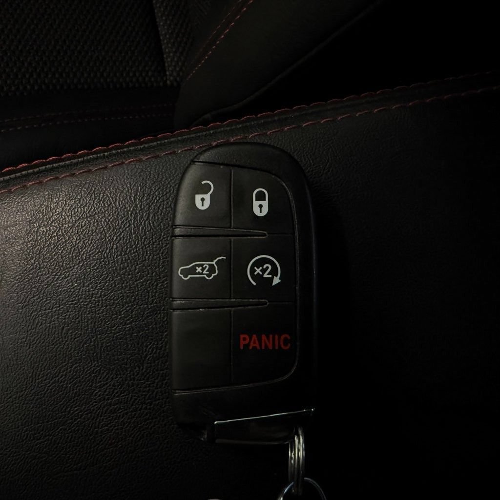 Used 2017 Jeep Compass Trailhawk w/ Navigation Group AWD/4WD image 17