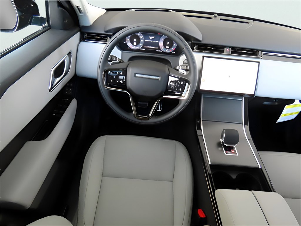Used 2025 Land Rover Range Rover Velar Dynamic SE image 24