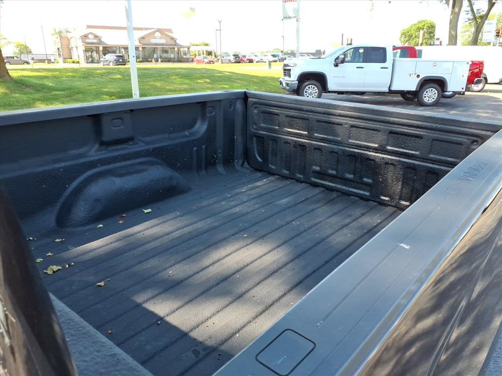 Used 2016 Chevrolet Silverado 2500 LT w/ LT Convenience Package AWD/4WD image 30