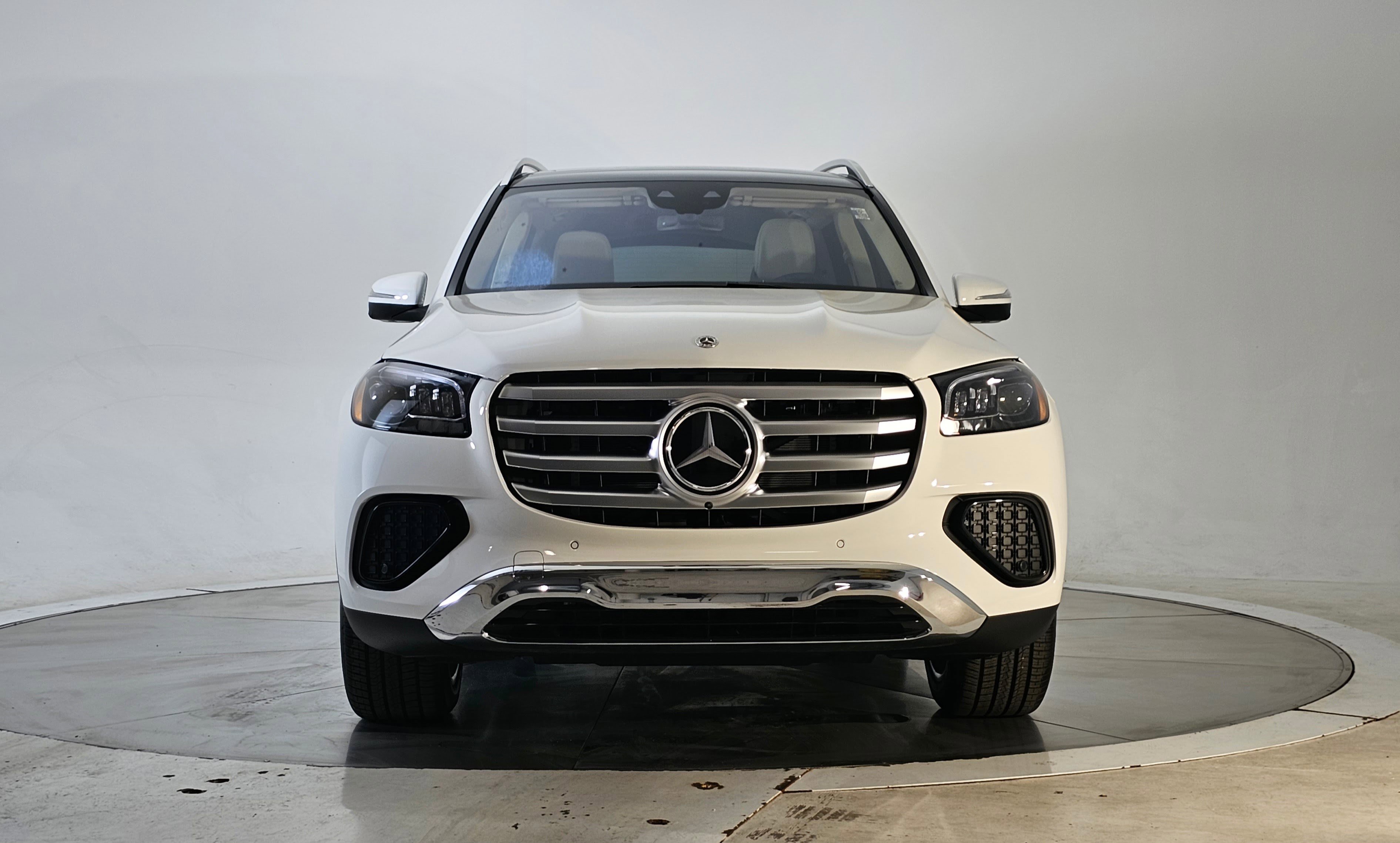 New 2026 Mercedes-Benz GLS 450 4MATIC image 4