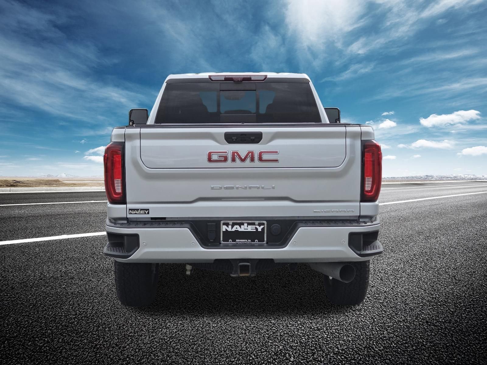 Used 2021 GMC Sierra 2500 Denali w/ Denali Ultimate Package AWD/4WD image 21