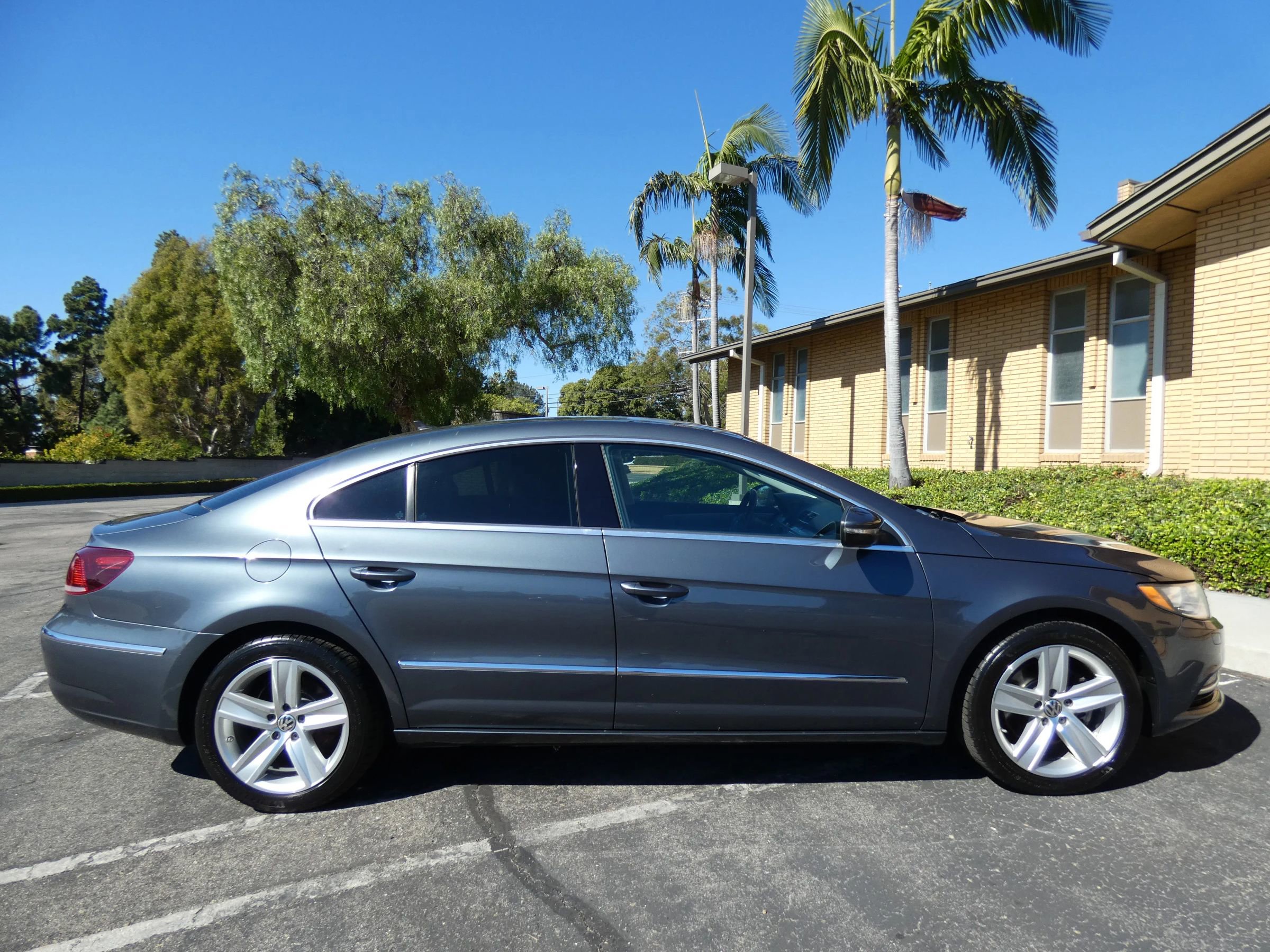 Used 2014 Volkswagen CC Sport image 6
