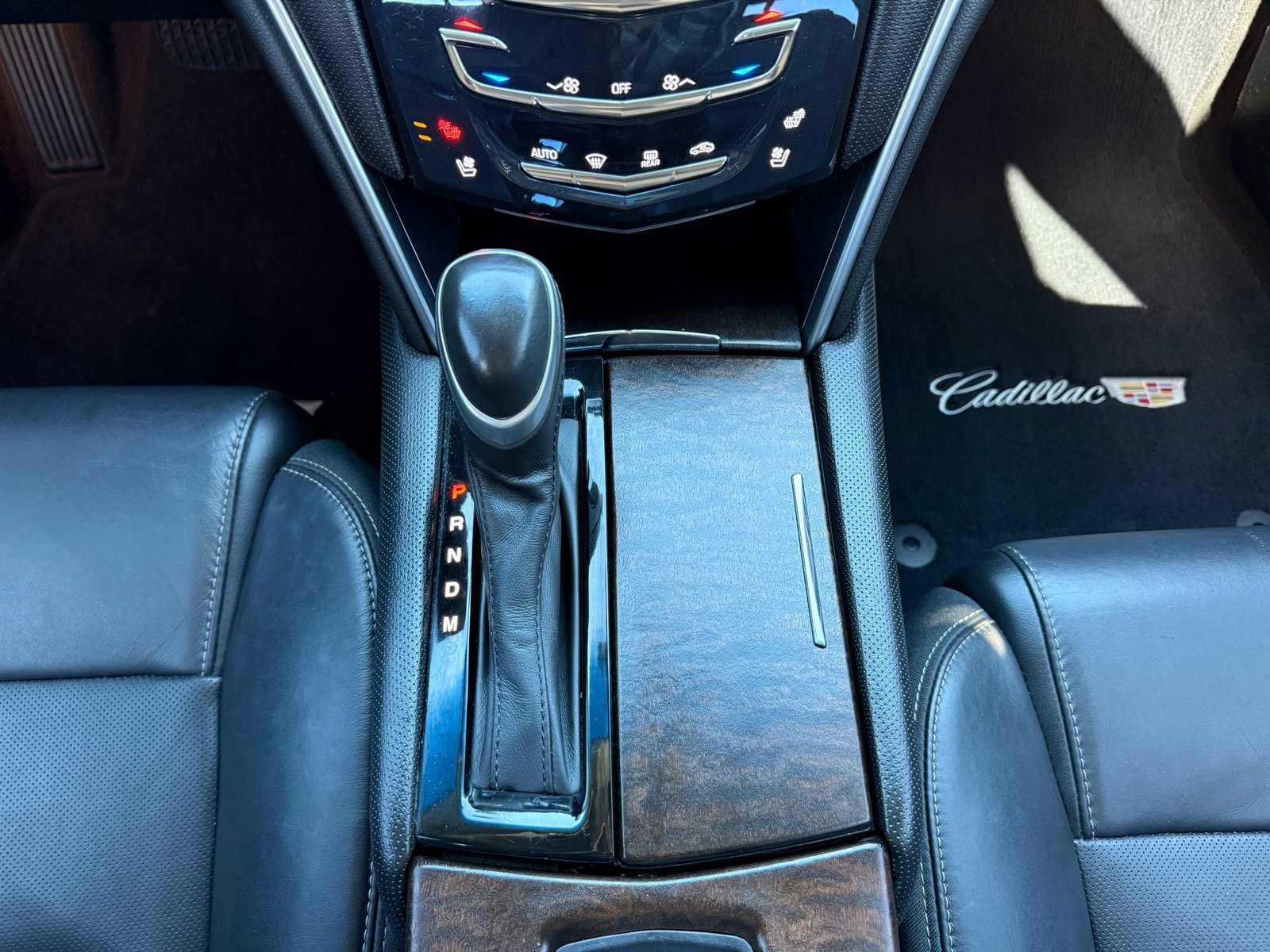 Used 2019 Cadillac XTS Luxury image 22