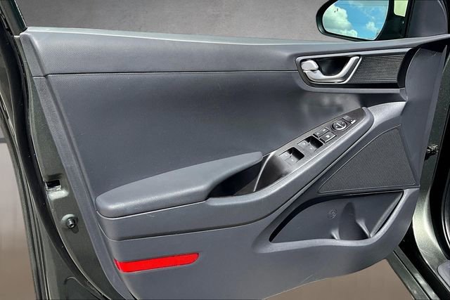 Used 2020 Hyundai Ioniq Blue image 17