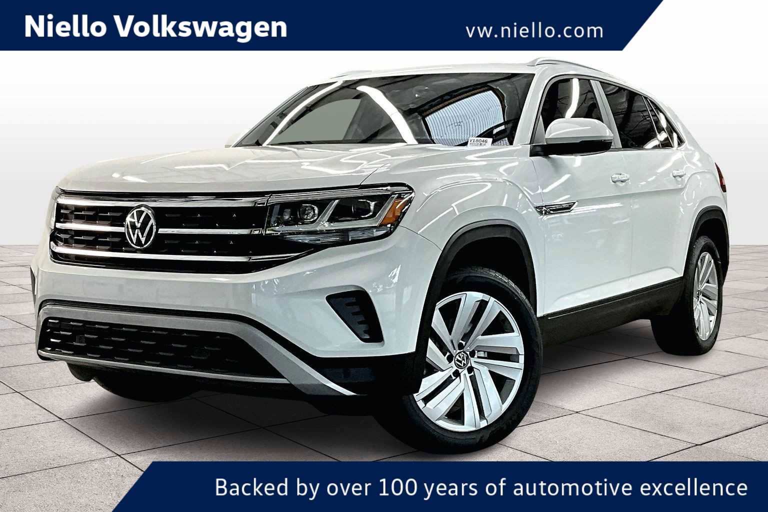 Used 2022 Volkswagen Atlas Cross Sport SE w/ Panoramic Sunroof Package