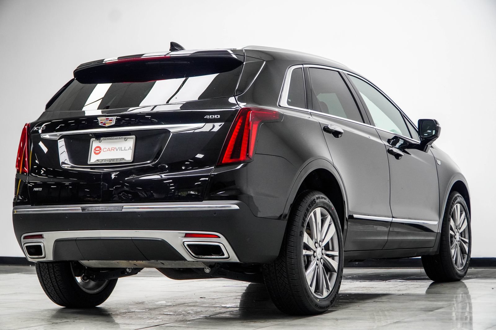 Used 2025 Cadillac XT5 Premium Luxury AWD/4WD image 13