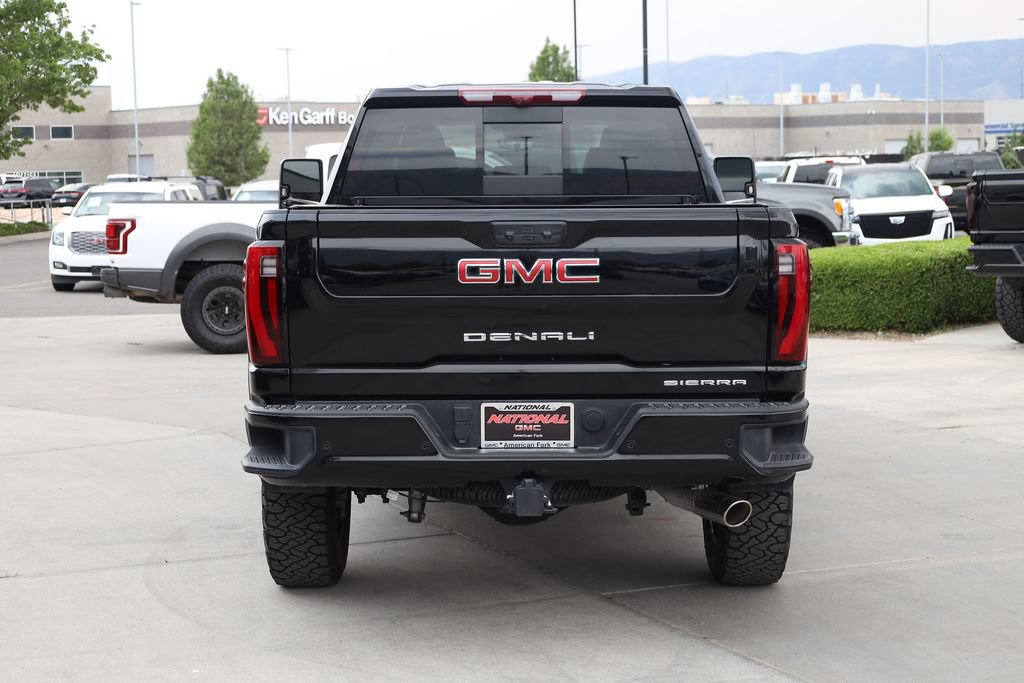 Used 2026 GMC Sierra 3500 Denali w/ Technology Package AWD/4WD image 5