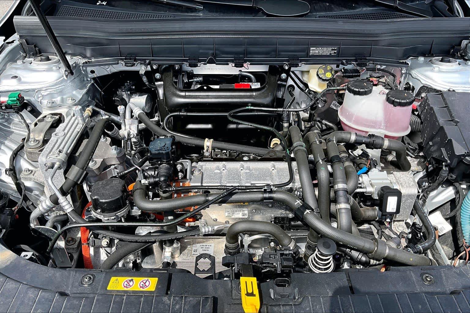 Used 2023 Mercedes-Benz EQB 300 4MATIC image 31