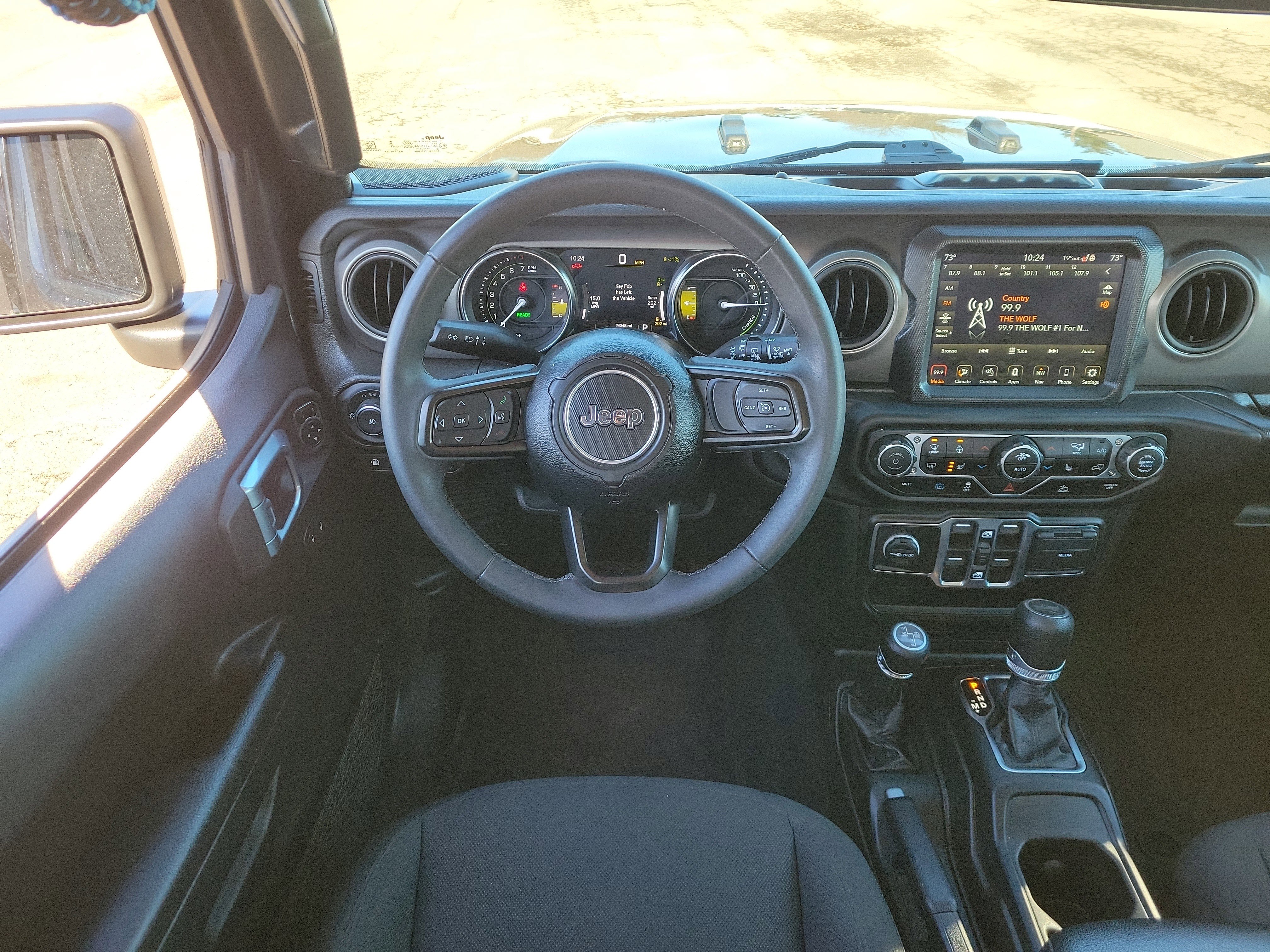 Used 2023 Jeep Wrangler Unlimited w/ Cold Weather Group image 19