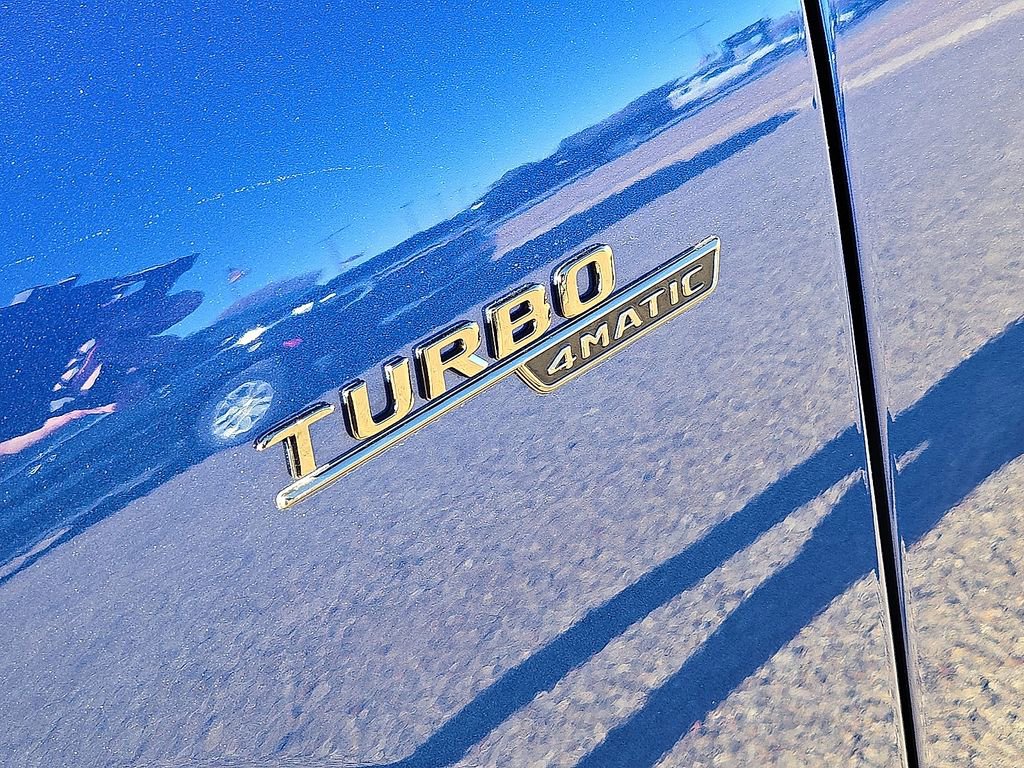 Used 2025 Mercedes-Benz GLA 35 AMG 4MATIC image 12