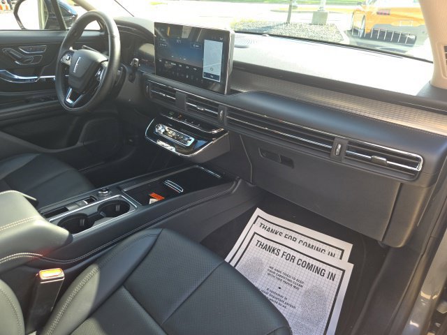 Certified 2024 Lincoln Corsair AWD w/ Equipment Group 101A image 23
