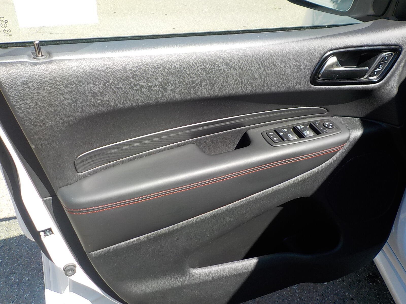 Used 2025 Dodge Durango R/T AWD/4WD image 10