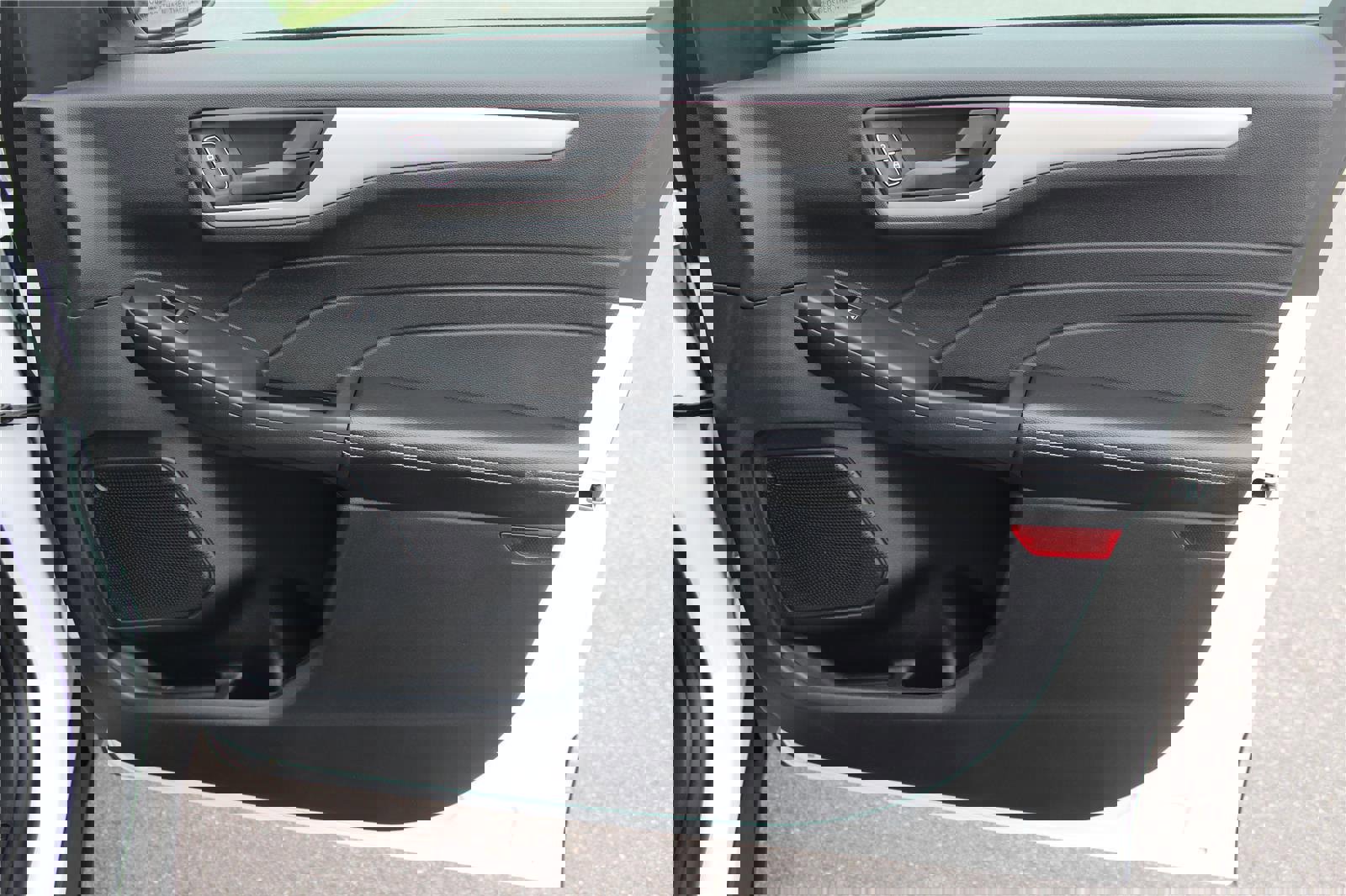 Used 2022 Ford Escape SE image 46