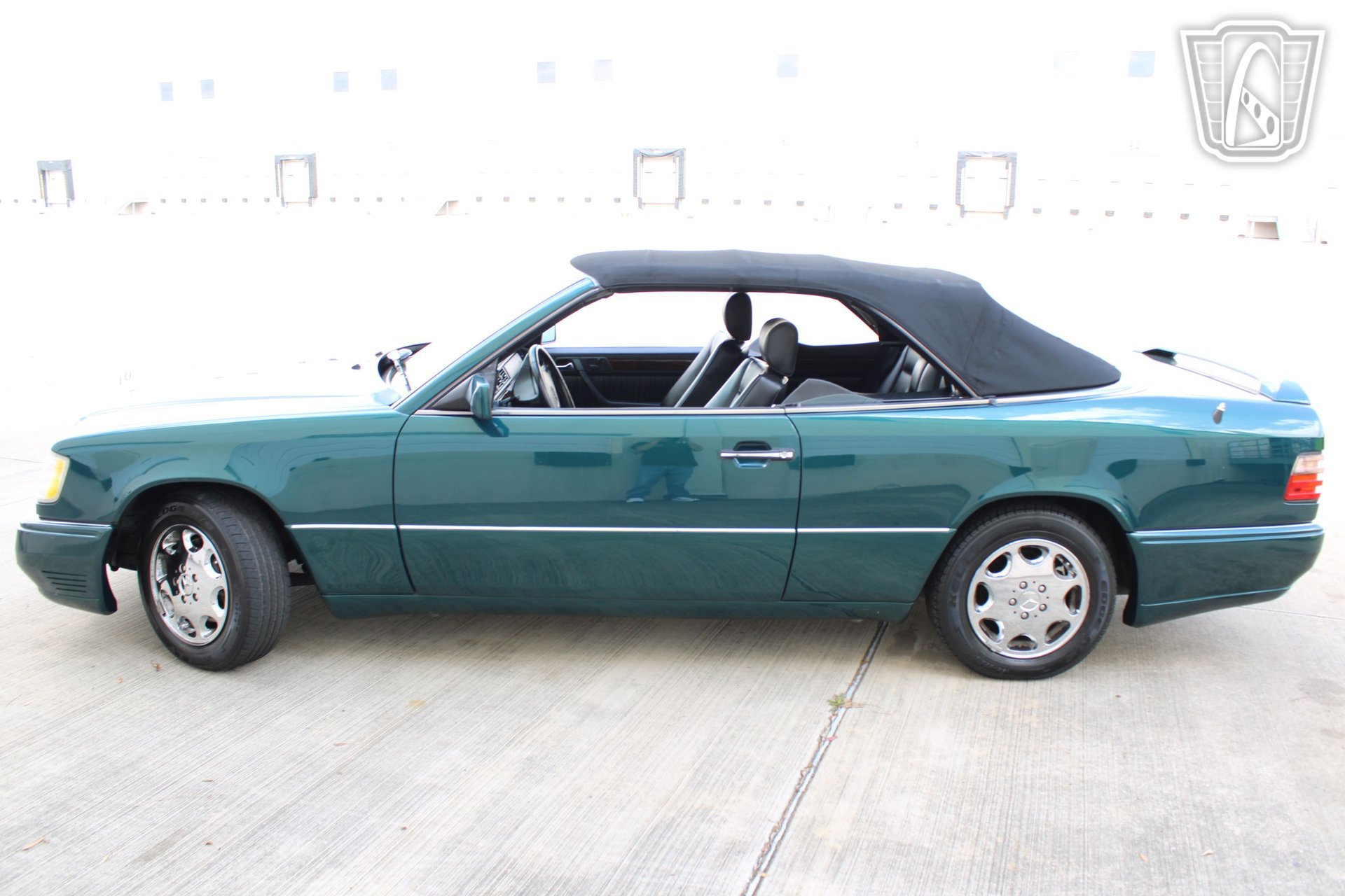 Used 1994 Mercedes-Benz E 320 Convertible image 13