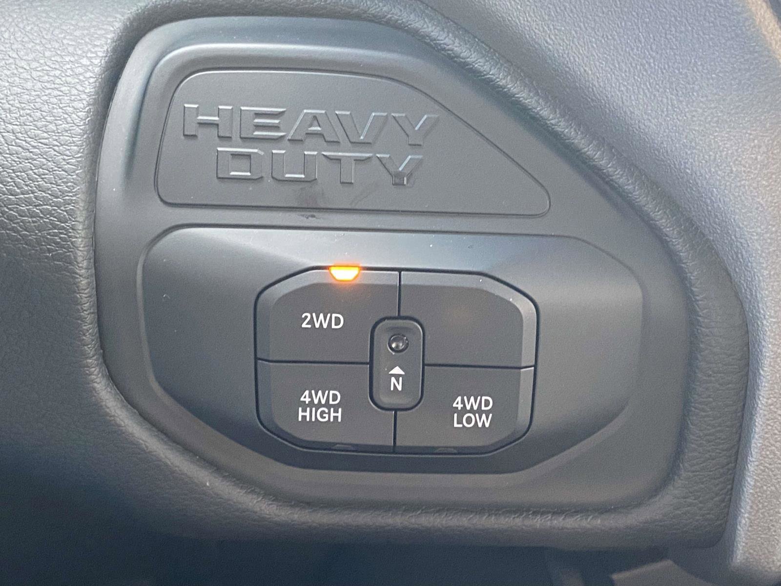 Used 2025 RAM 2500 Laramie w/ Night Edition image 32