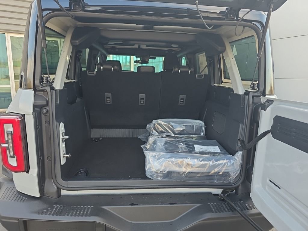 New 2026 Ford Bronco Badlands image 31