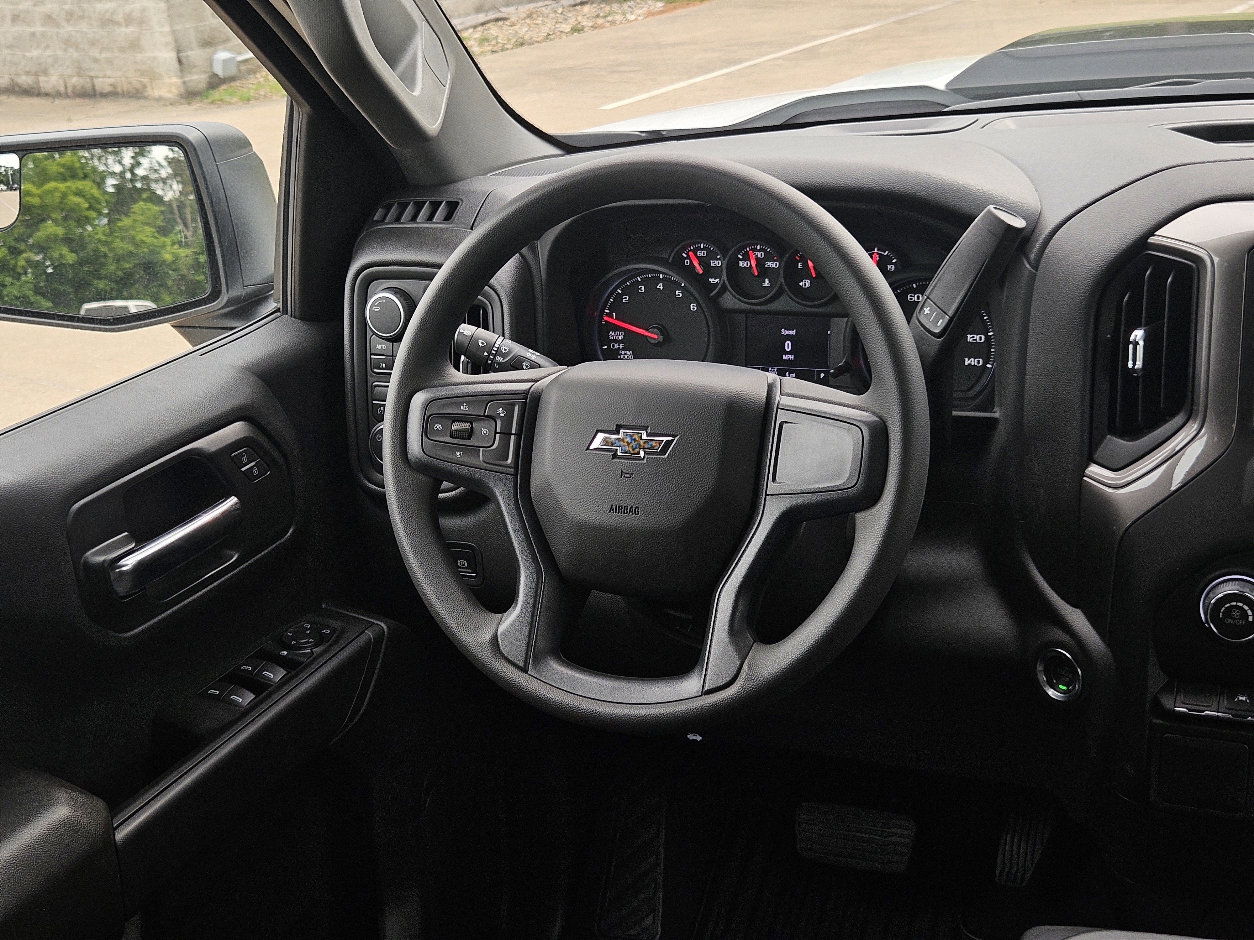 New 2026 Chevrolet Silverado 1500 Custom Trail Boss w/ LPO, Dark Essentials Package AWD/4WD image 12